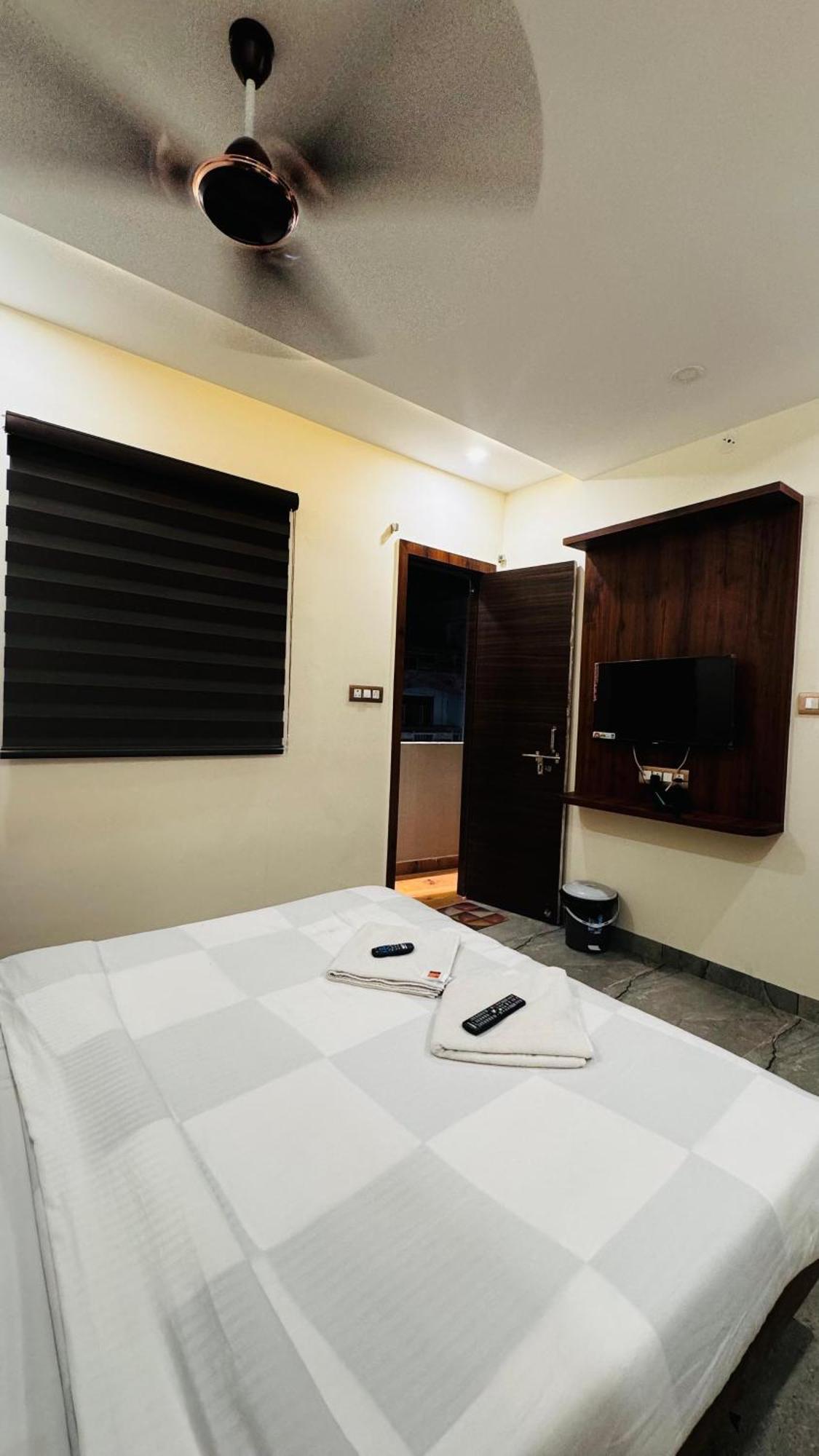 Hotel Prakasham Ujjain Εξωτερικό φωτογραφία