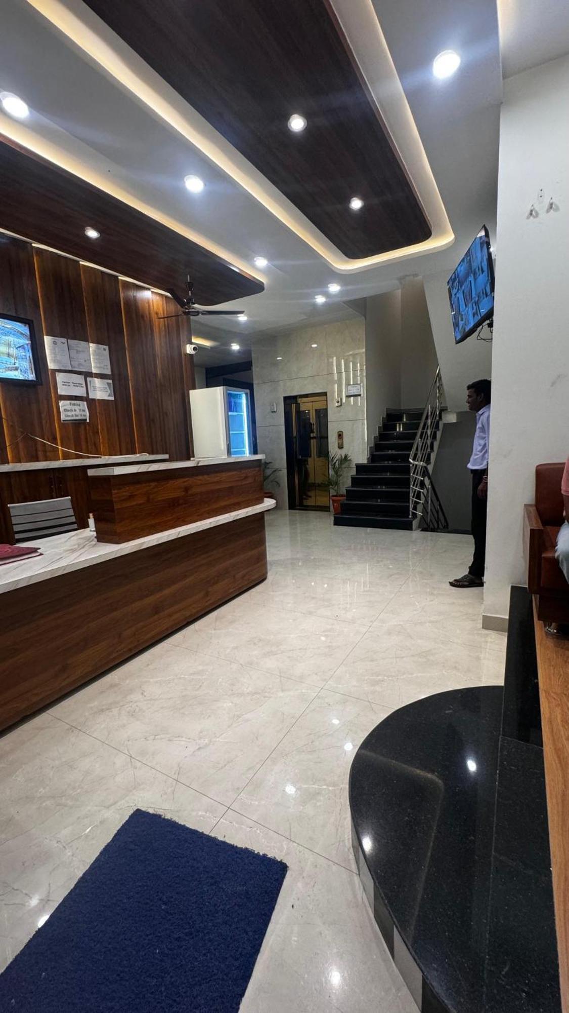 Hotel Prakasham Ujjain Εξωτερικό φωτογραφία