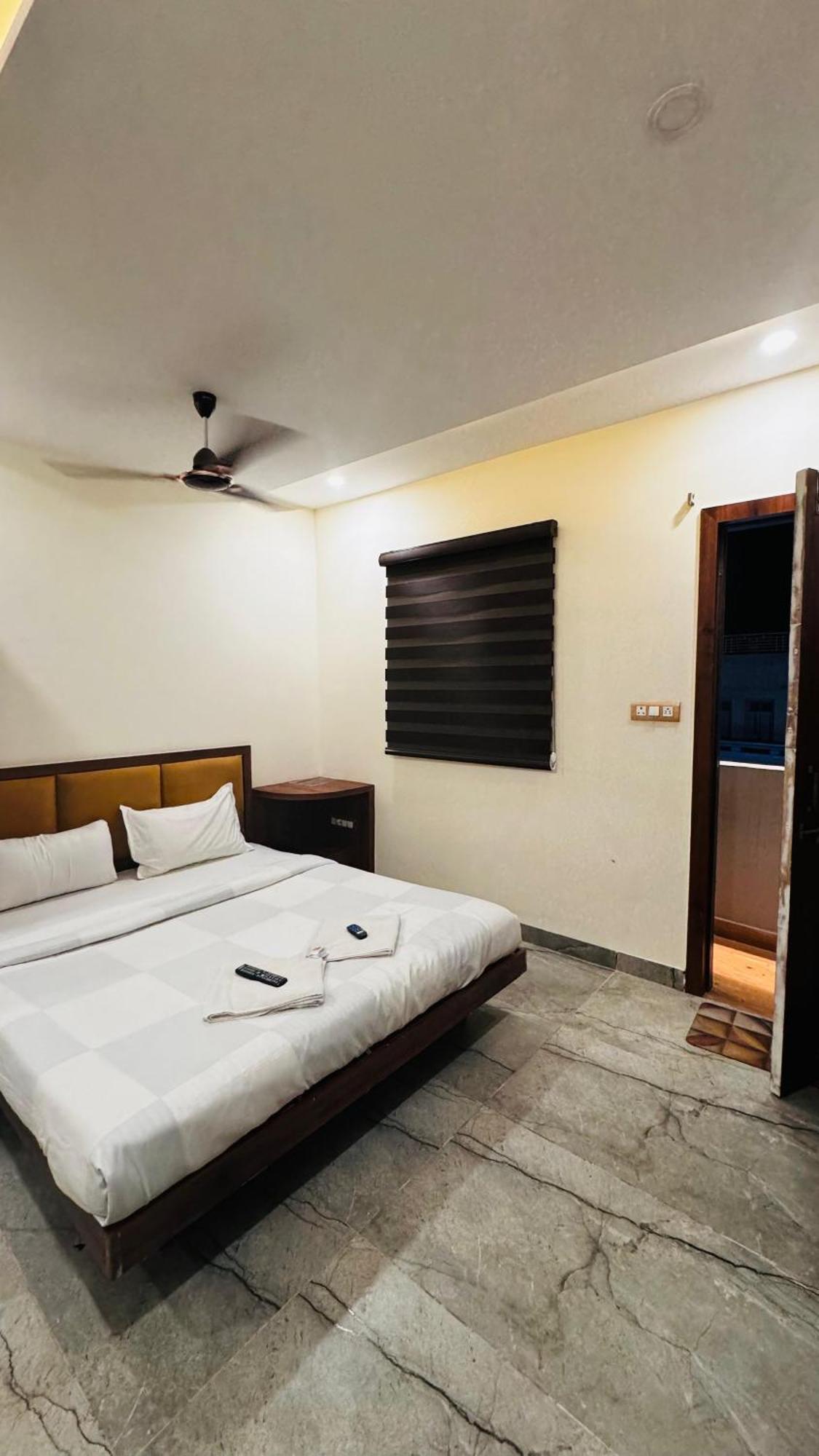 Hotel Prakasham Ujjain Εξωτερικό φωτογραφία
